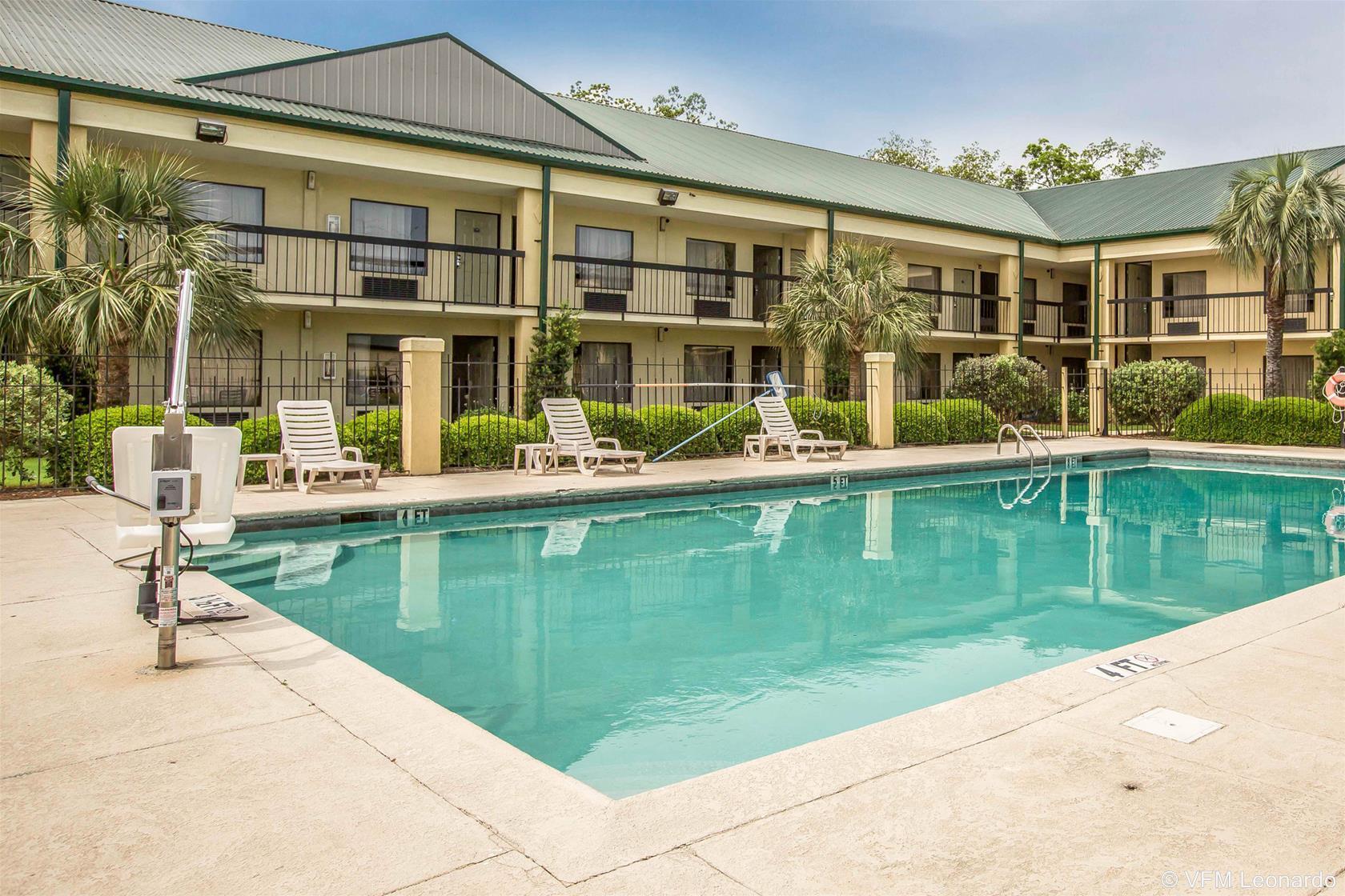 Quality Inn & Suites Near Lake Eufaula Esterno foto