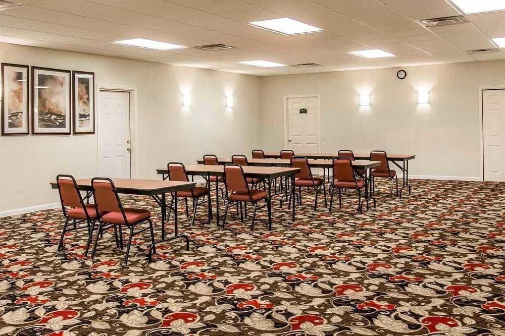 Quality Inn & Suites Near Lake Eufaula Esterno foto