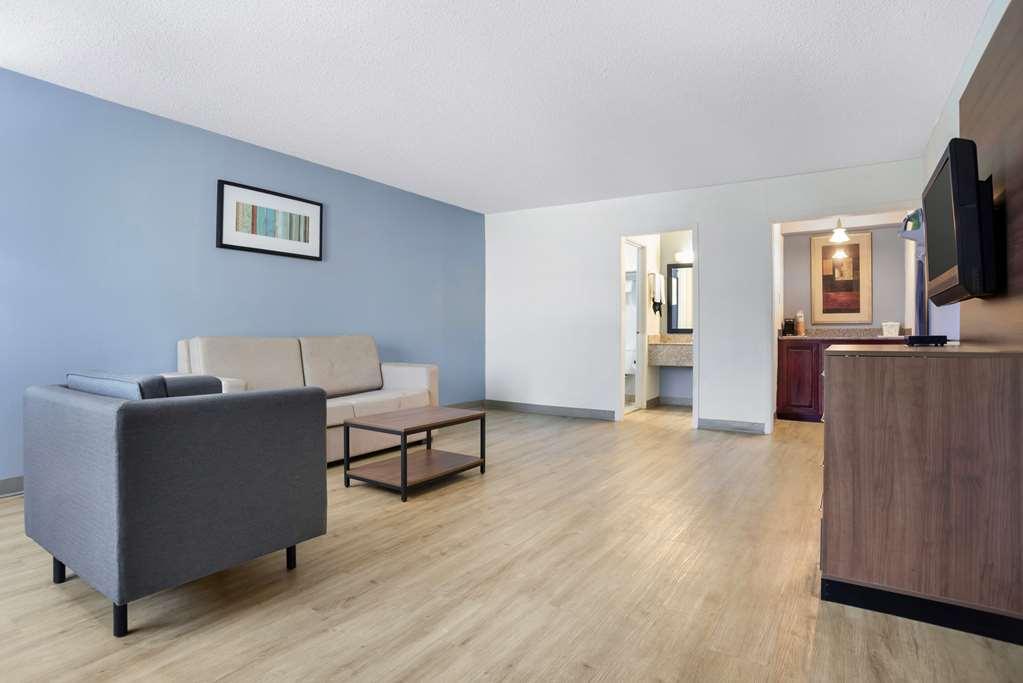 Quality Inn & Suites Near Lake Eufaula Camera foto